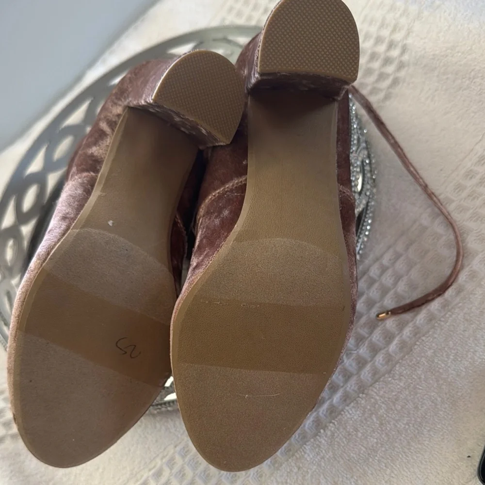 Report Brown Ankle Boots Sturdy Durable Design